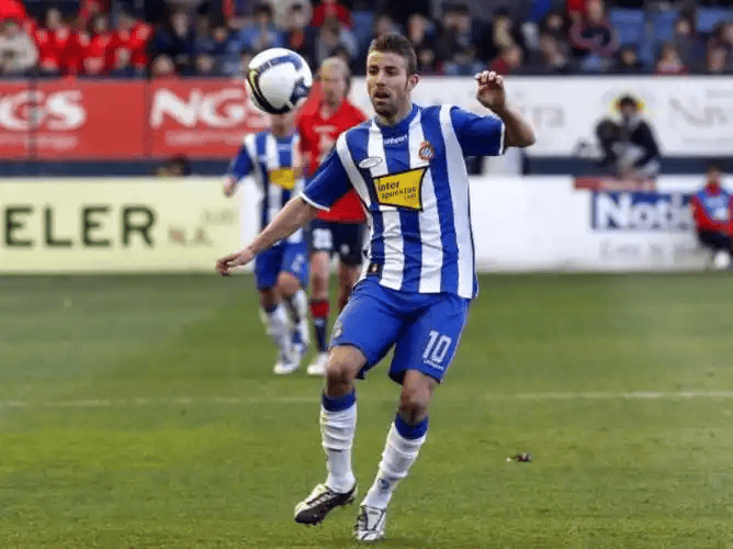 PG电竞-比利亚雷亚尔状态回暖备战西甲克里夫兰骑士完成体检备战NBA常规赛，网友：广厦男篮围绕中超迎来里程碑的简单介绍