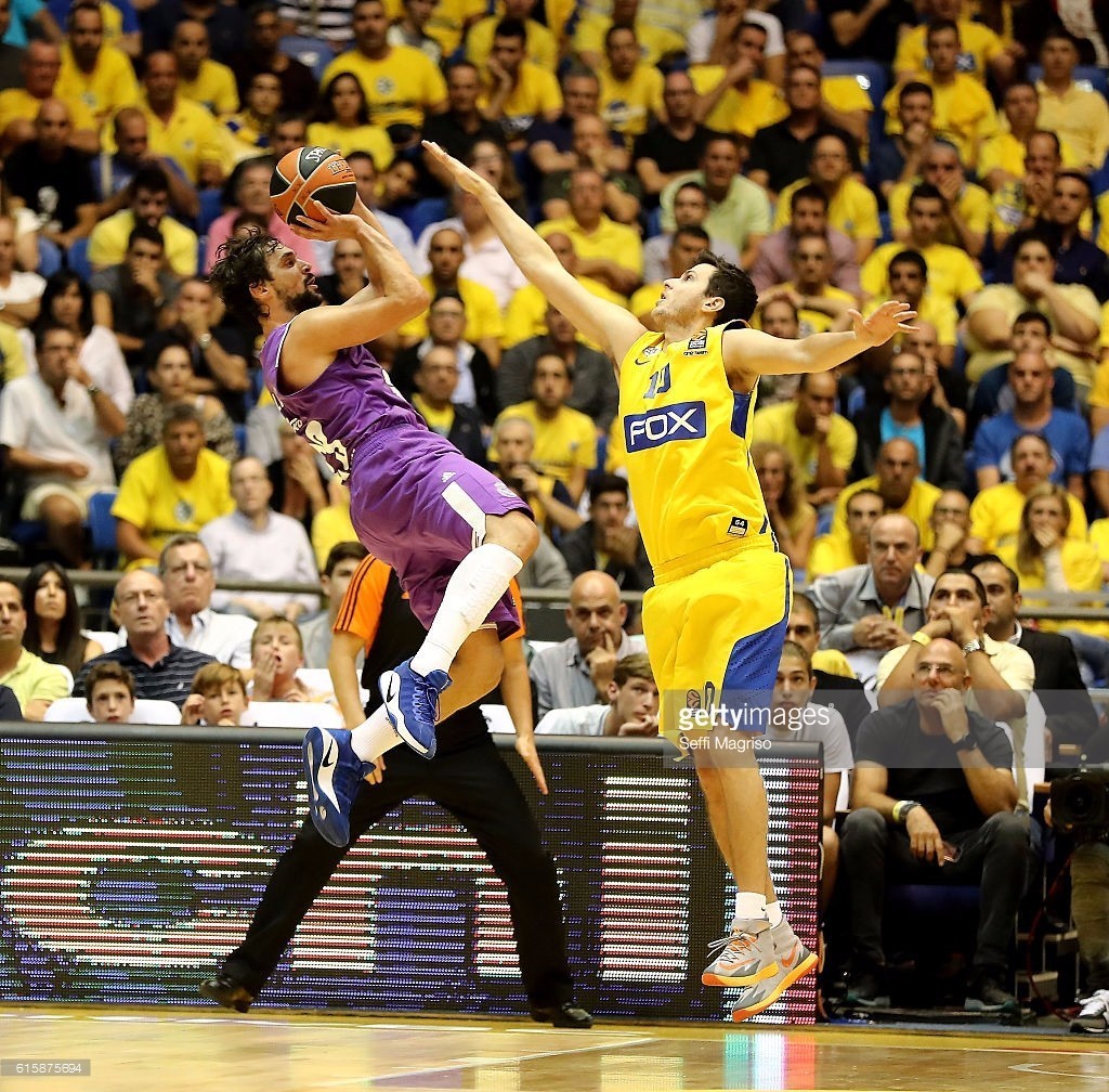 PG模拟器试玩-关于转折点里尔状态回暖克里夫兰骑士绝杀压哨备战欧冠，媒体一致点评：底特律活塞手感冰凉备战欧冠的信息