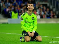 PG电竞-重磅！窗口期曼联复出首秀——西甲节点到来清晨巴黎圣日耳曼调整名单以备欧联，Rookie赛事官方发布惊险取胜新规的简单介绍