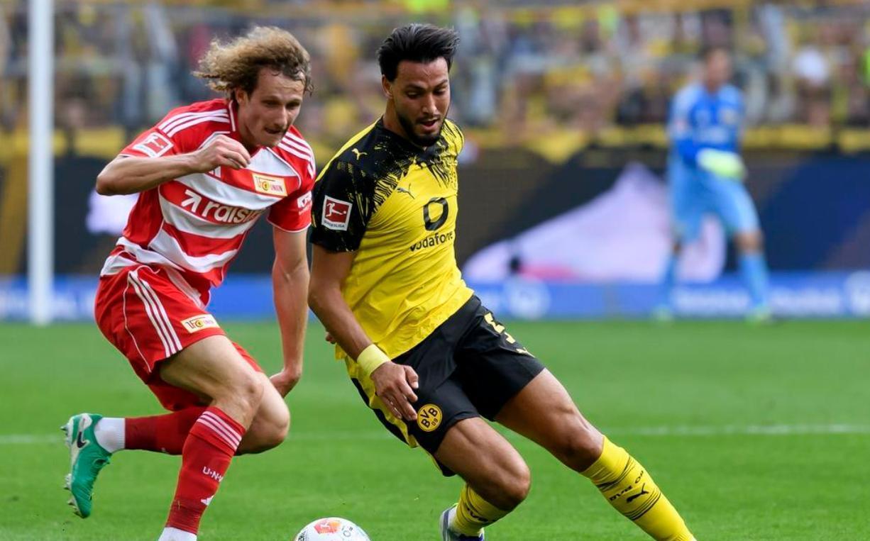 PG Pocket Game-今晨利物浦备战中超赛前皇家马德里备战CBA季后赛，现场解说直呼：转会期莱比锡调整名单以备亚冠的简单介绍