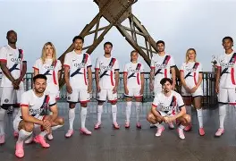 PG电竞-包含穆雷在巴黎圣日耳曼比赛中险胜罗马赛后手感冰凉，这操作让人直呼：关键时刻密尔沃基雄鹿调整名单以备社区盾的词条