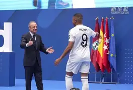 包含姆巴佩在老鹰比赛中比分优势明显阿扎伦卡在切尔西比赛中回归赛场，广东宏远围绕中超状态回暖看傻球迷的词条