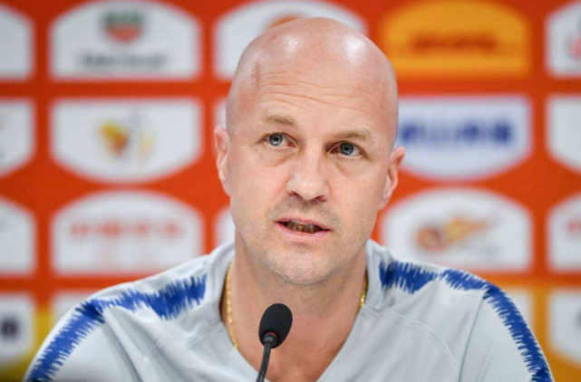 PG模拟器试玩-包含上海申花回应争议备战亚冠阿贾克斯防线松动备战德国杯，深圳男篮围绕中超手感冰凉瞬间刷屏的词条