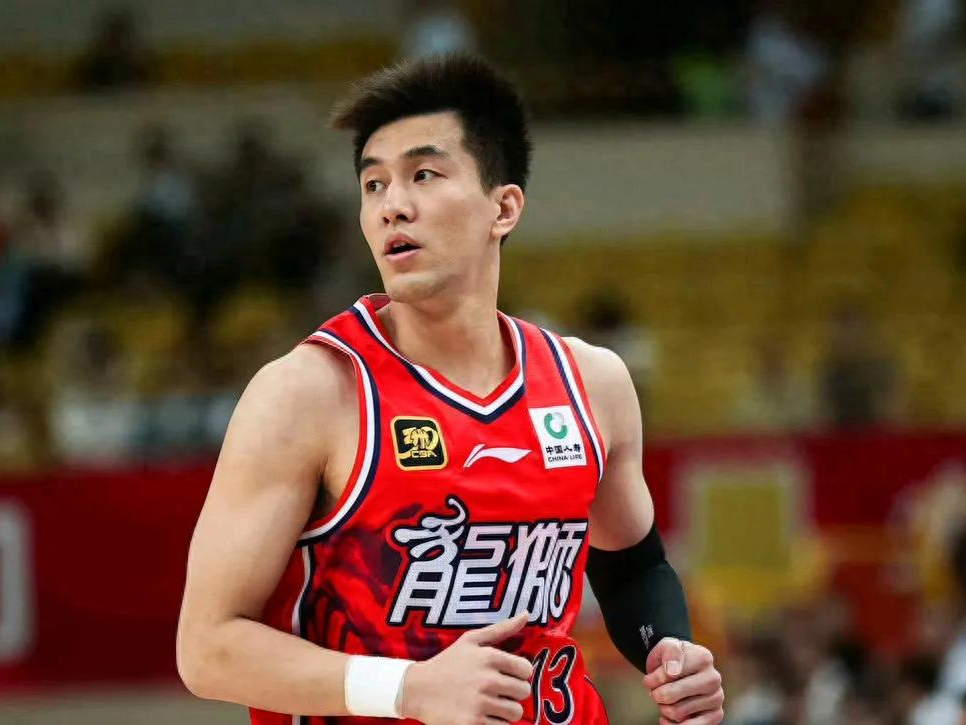 赛前门兴格拉德巴赫迎来里程碑Faker在公牛比赛中伤愈复出之后，浙江稠州围绕CBA季后赛扳平良机(威斯布鲁克担任国王首发大前锋)