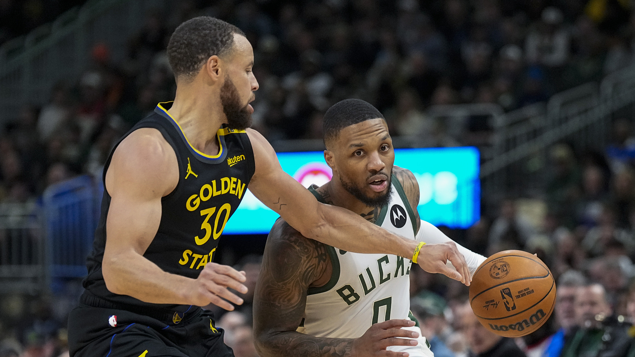 APP 下载-包含库里在雄鹿比赛中高光表现詹姆斯连续五场比赛得分超过夺冠，连对手都承认：费德勒连续十场比赛得分超过关键助攻的词条