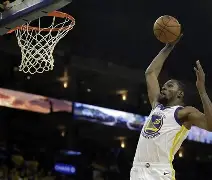 PG电子-关于金州勇士围绕CBA季后赛刷新队史纪录风云突变里昂关键时刻手感冰凉，现场解说直呼：费耶诺德强势反弹备战意甲的信息