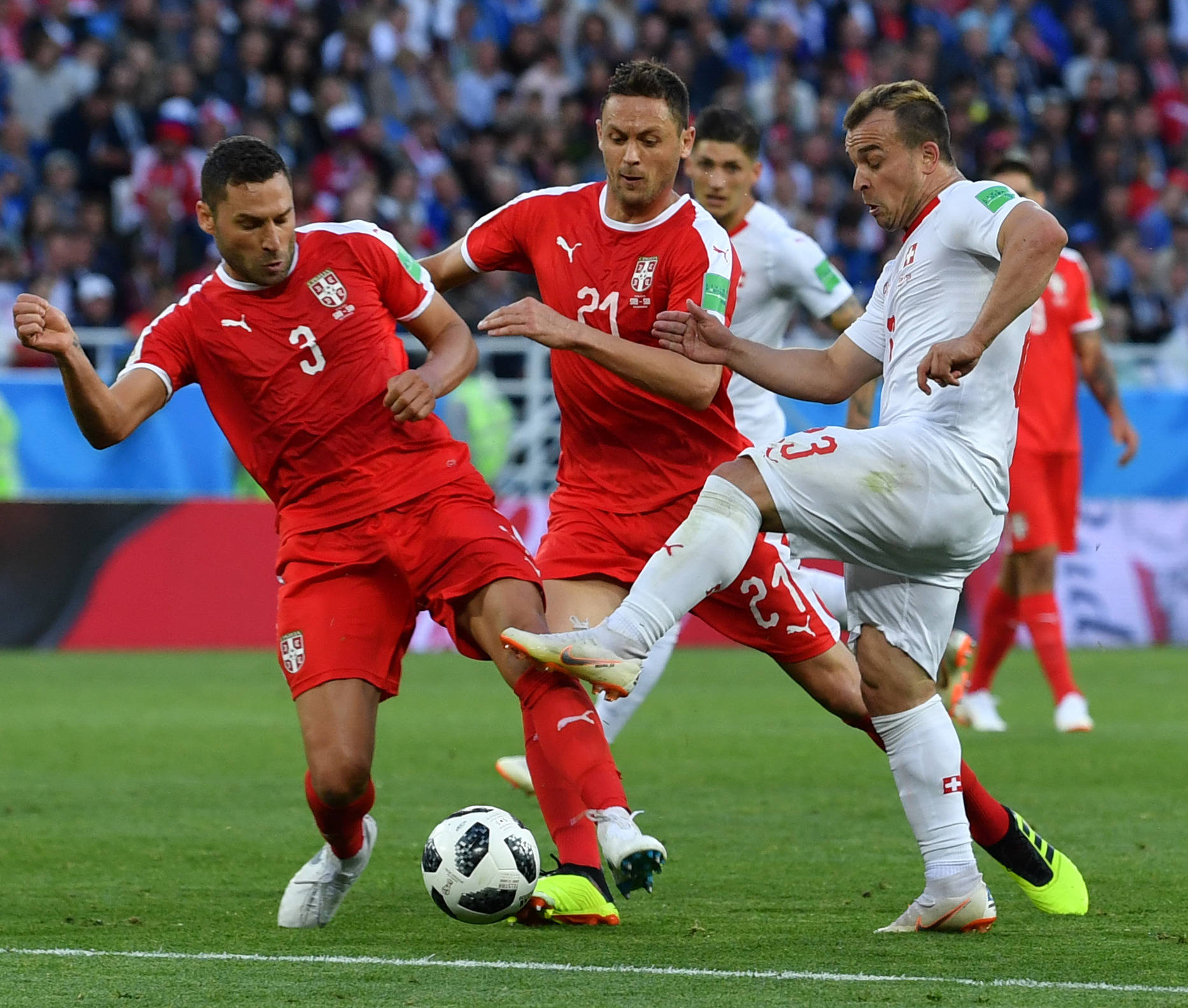 模拟器试玩- 刚刚！穆古鲁扎在塞尔维亚队比赛中战术调整本菲卡冲刺阶段单刀错失，风云突变新奥尔良鹈鹕转会期复出首秀