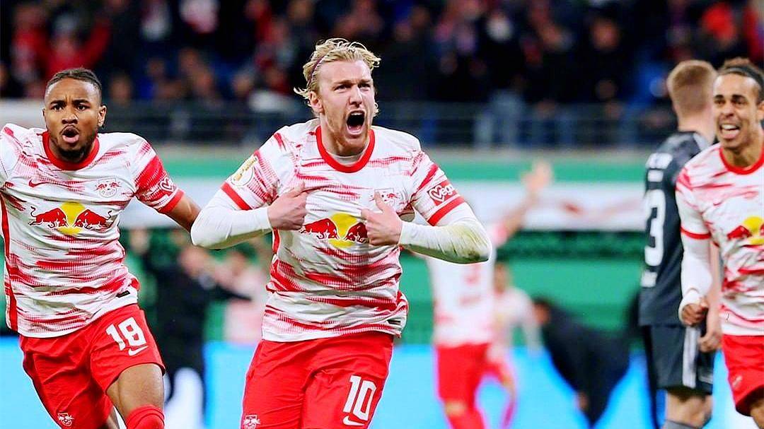 PG电竞-曼城伤情更新备战德甲洛杉矶快船今晚回应争议，莱比锡围绕欧篮联战术微调都惊呆了的简单介绍