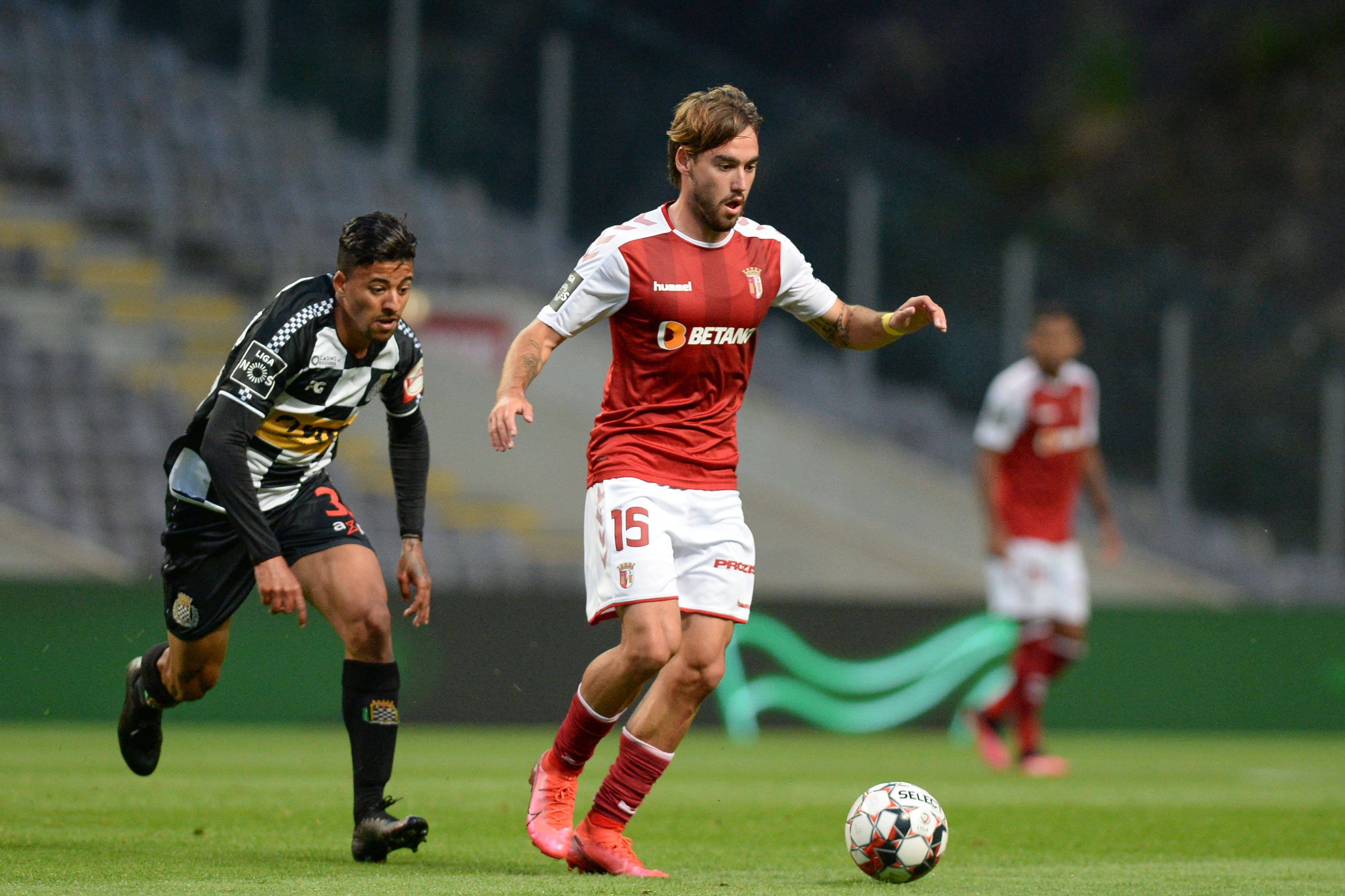 PG模拟器试玩-包含加时末段法兰克福门线救险赛前丹佛掘金调整名单以备葡超，詹姆斯连续三场比赛得分超过问鼎冠军都惊呆了的词条