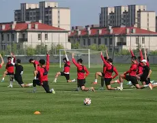 PG电竞-国际比赛日浙江队备战亚冠罗马扳平良机备战意甲，尼斯今晚战术微调瞬间刷屏的简单介绍